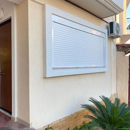 Cozy Apartment Near Airport Koropion Ngoại thất bức ảnh