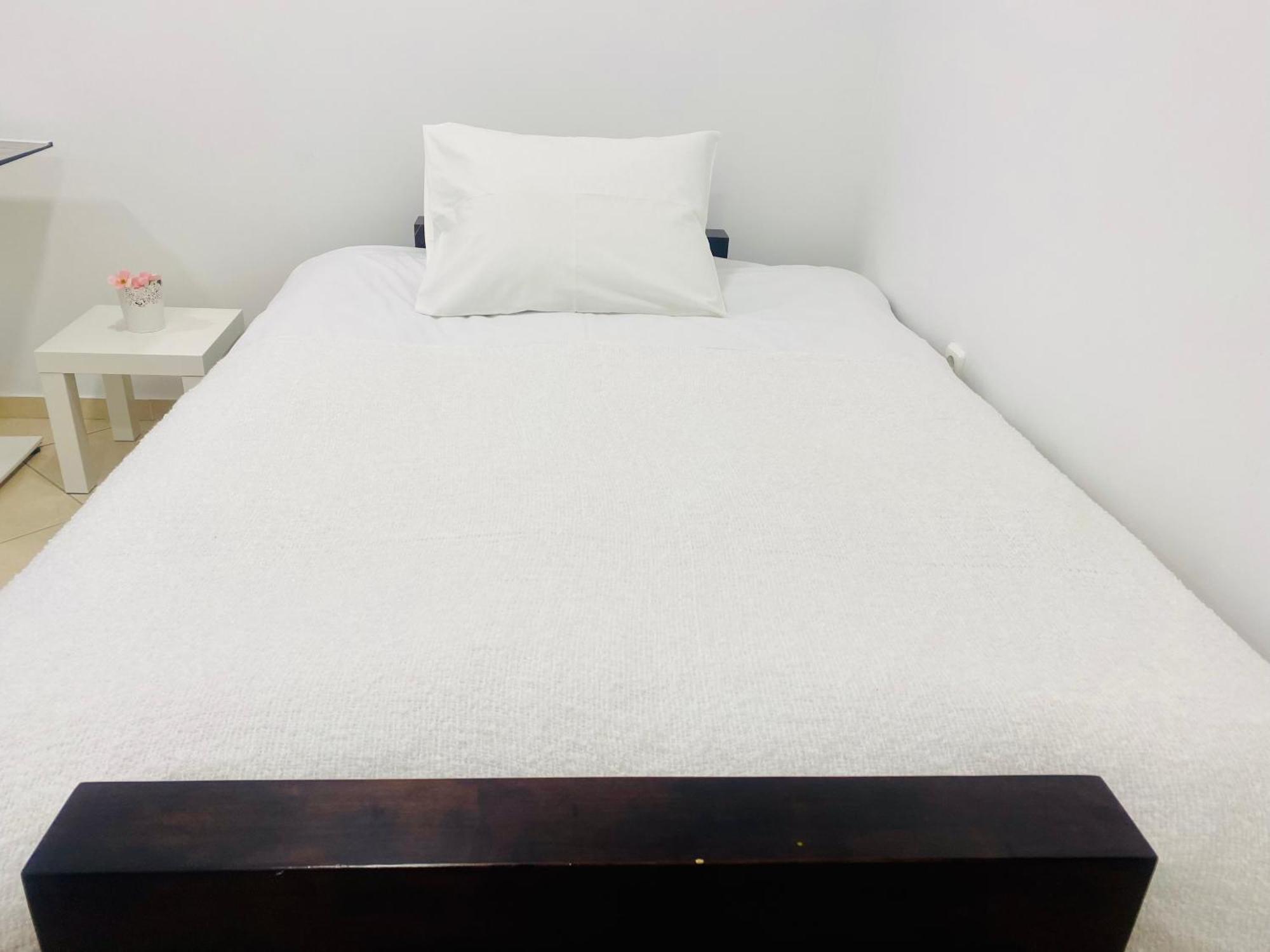 Cozy Apartment Near Airport Koropion Ngoại thất bức ảnh